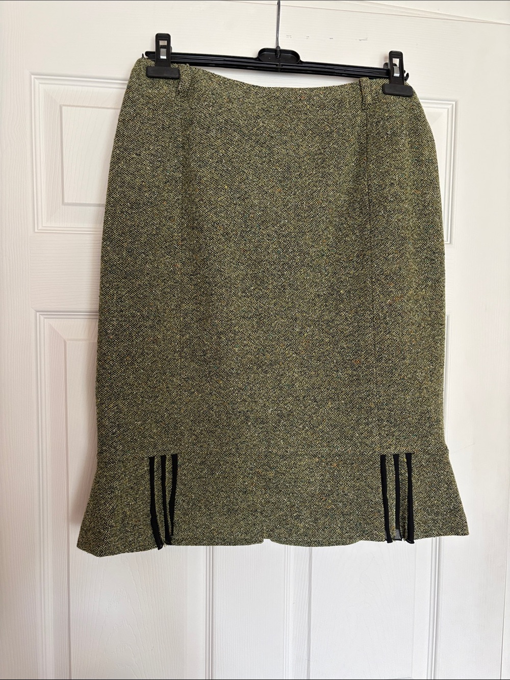 Tuzzi Olive Tweed Pencil Skirt with Black Accent